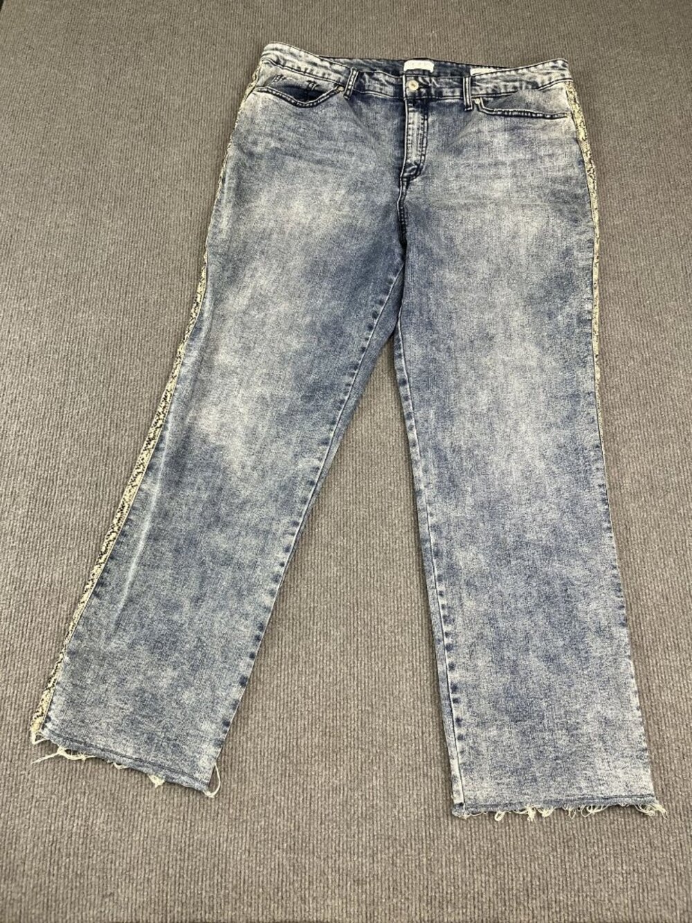 Sofia Jeans By Sofia Vergara Womens Veronica Straight Jeans 18 Blue Snake Print